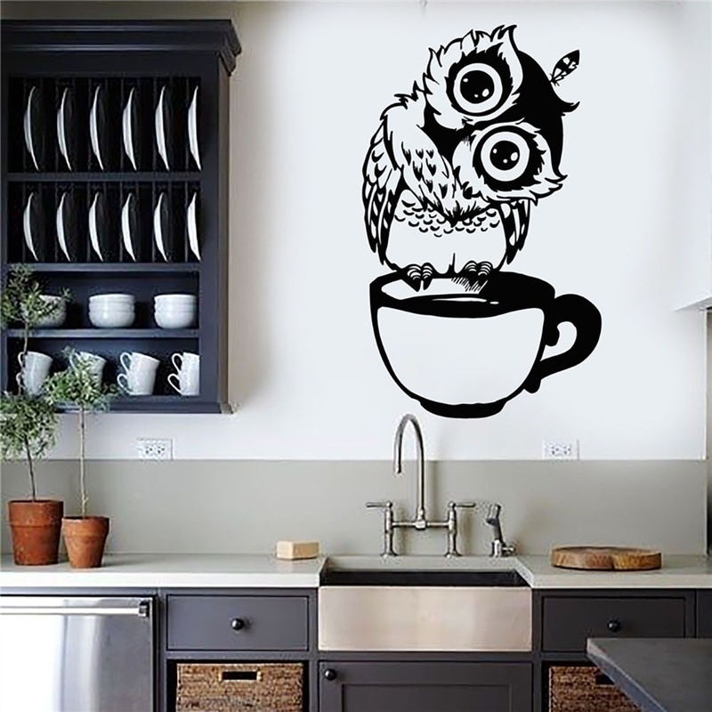Wallpaper Coffee And Tea - Zabawna kreskówkowa sowa z filiżanką herbaty/kawy,