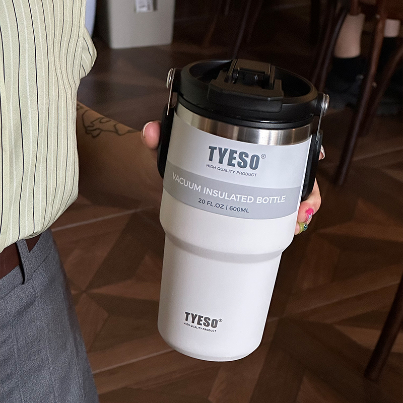 Termos TYESO o dużej pojemnośc – Cold Brew Bottle recenzja i cena