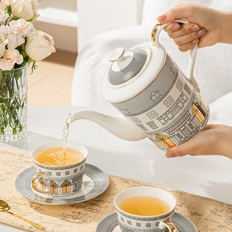 Architektoniczny kubek i spode – Coffee Tea Sugar Set recenzja i cena